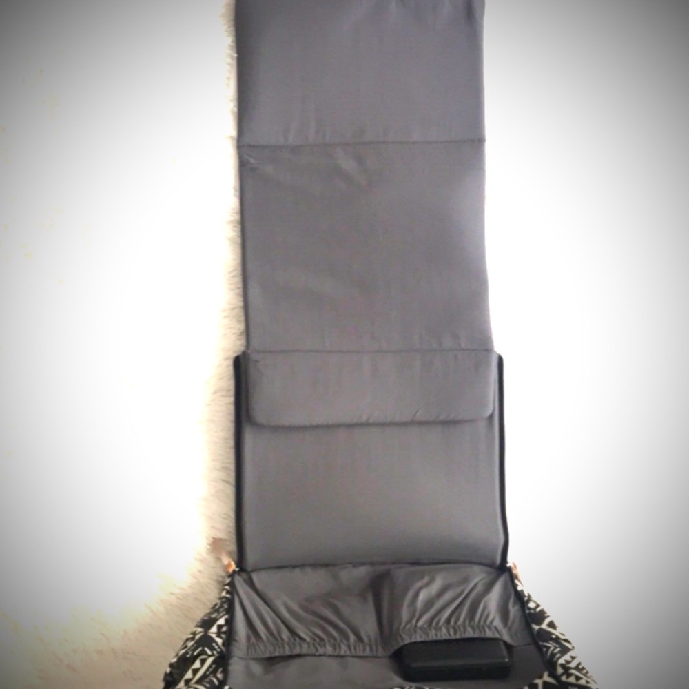 Petunia Pickle Bottom Diaper Bag - Picture 3 of 5